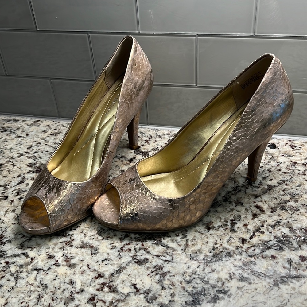 Andrew Geller Pumps